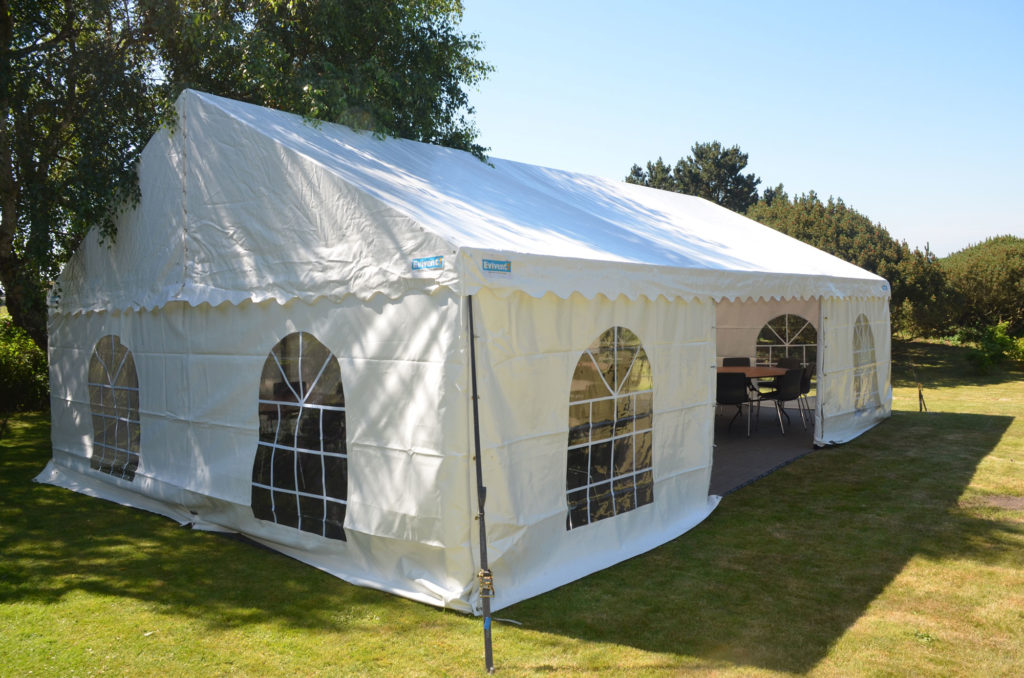 Tält 6x9 meter