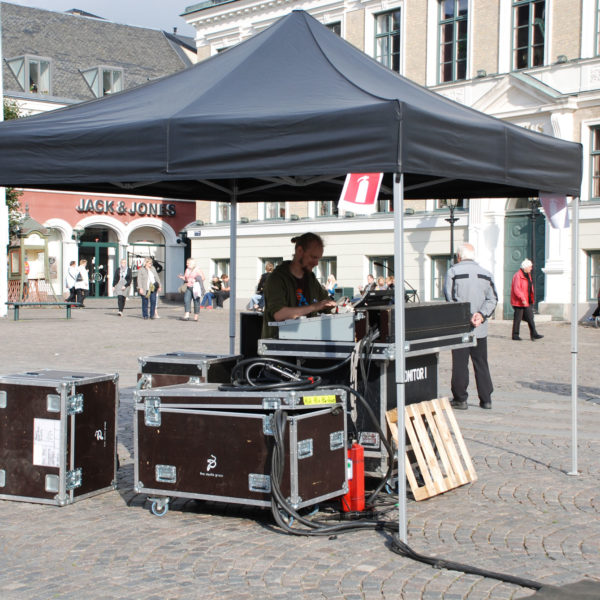 Tält, uthyrning, hyra, partytält 3x3 meter