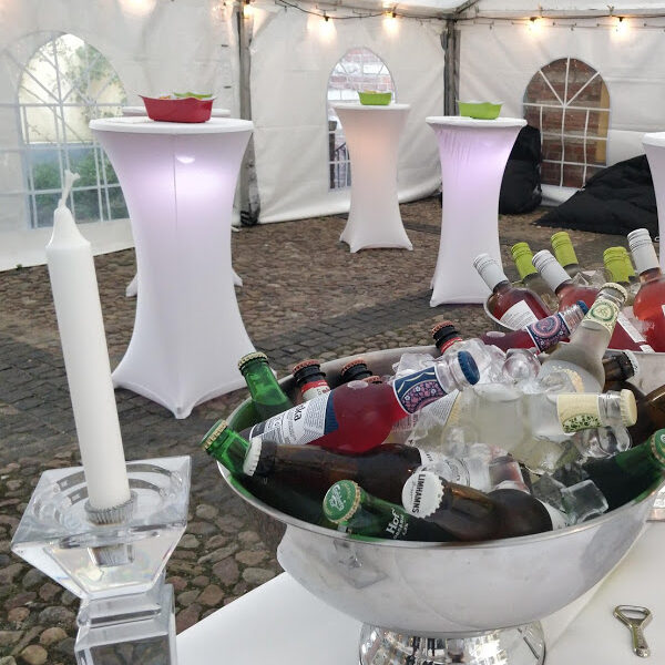 Student Partytält Uthyrning